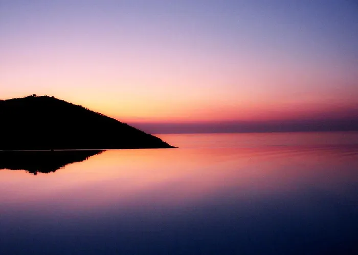 Luxurious With Wonderful View Villa *