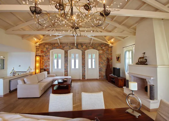 ヴィラ Luxurious With Wonderful View Alónnisos